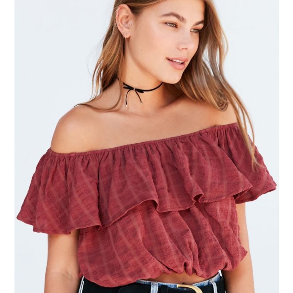 Women’s Urban Outfitters Off the Shoulder Crop Top